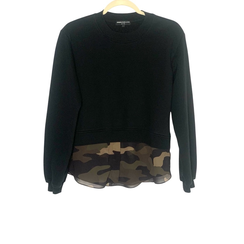 Generation Love Small Black Sweatshirt with Camouflage Print Layering Fall